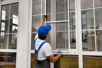 Energy-Efficient Sliding Windows